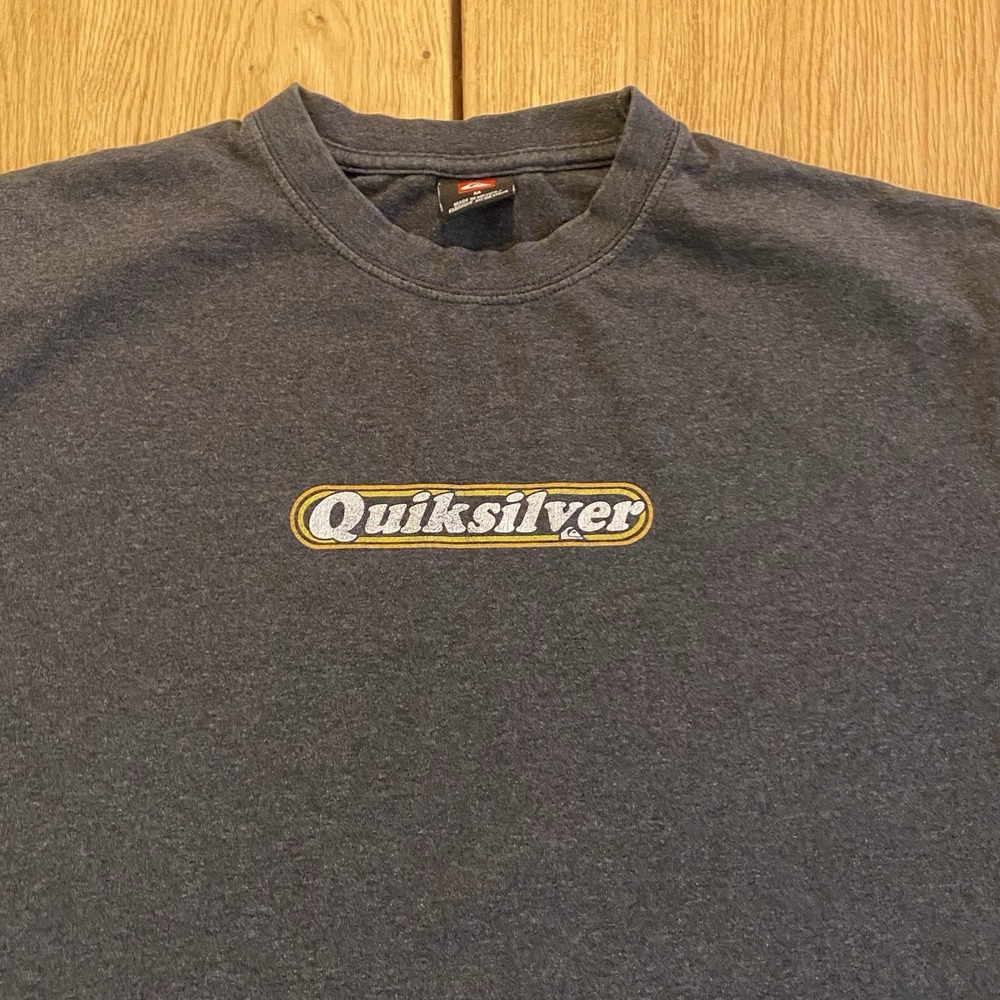 Vintage Quicksilver Cropped t-shirt VTG Women's Medium Black Faded Spell Out